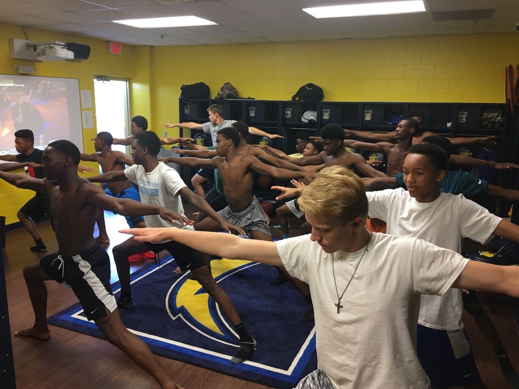 Athletes training in a focused mobility session